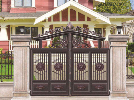 鋁藝大門如何保(bao)養才能延長使用(yong)期限？