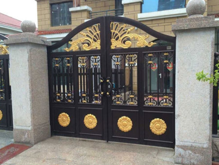 鋁藝大門(men)